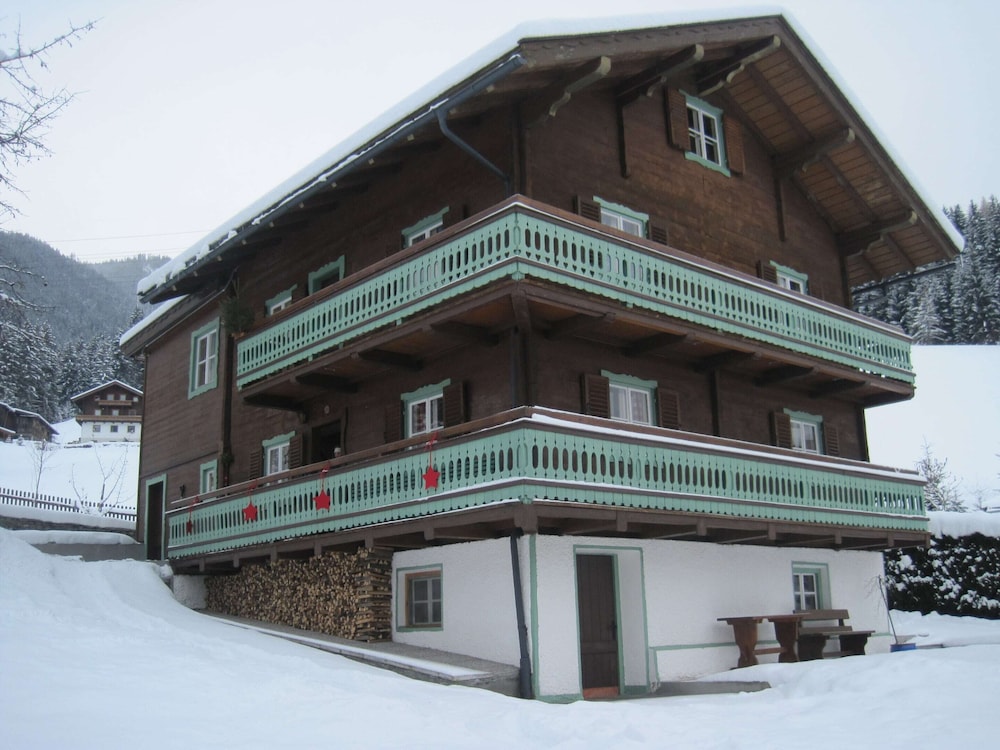 Chalet photo 1