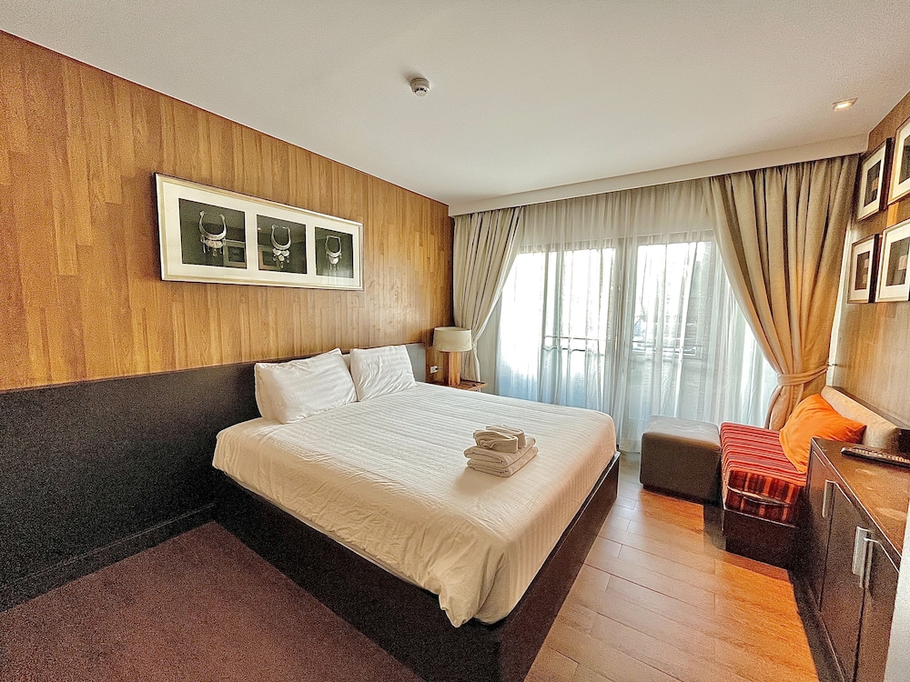 Deluxe Room - Photo 1