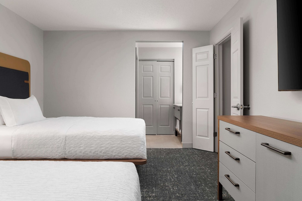 Family Suite, 2 Bedrooms, 2 Bathrooms photo 2