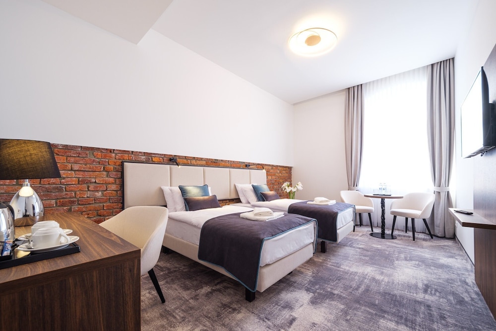 Premium Double Room - Photo 1