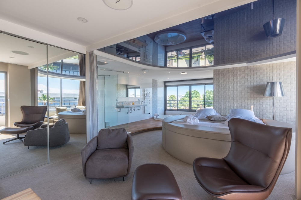 Premium Suite, Terrace