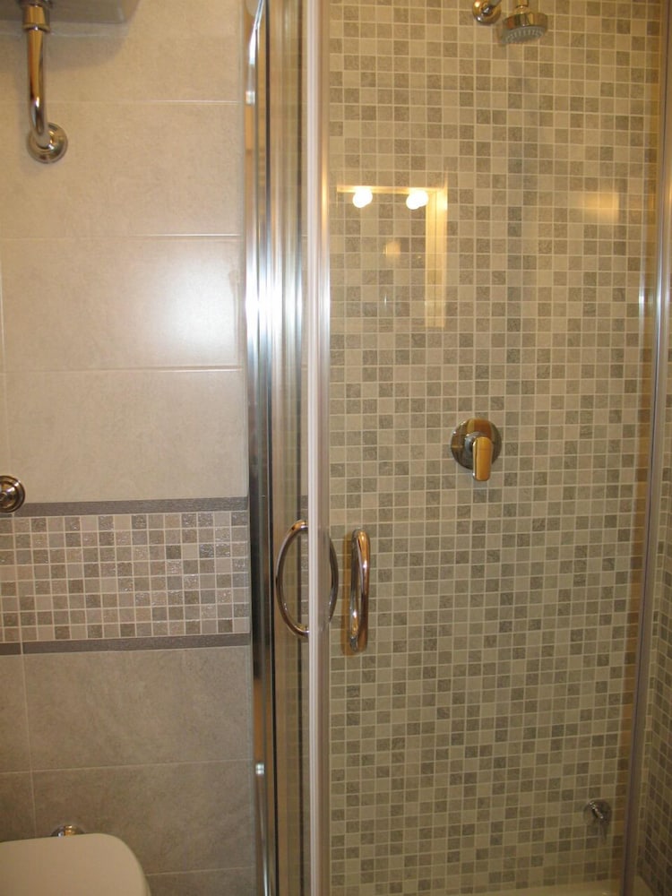 Suite (Private External Bathroom - 1) photo 2