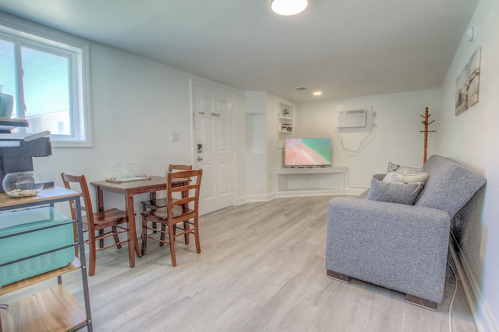 Comfort Studio Suite, Non Smoking, Kitchen photo 1