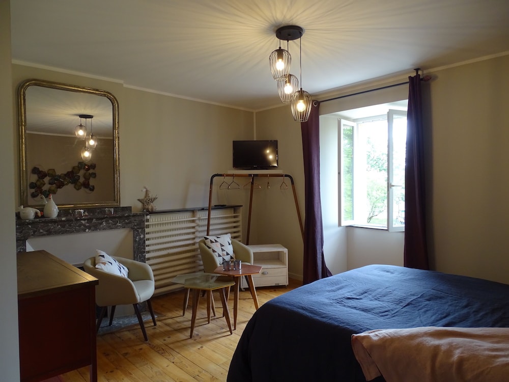 Double Room (Lautrec) photo 1