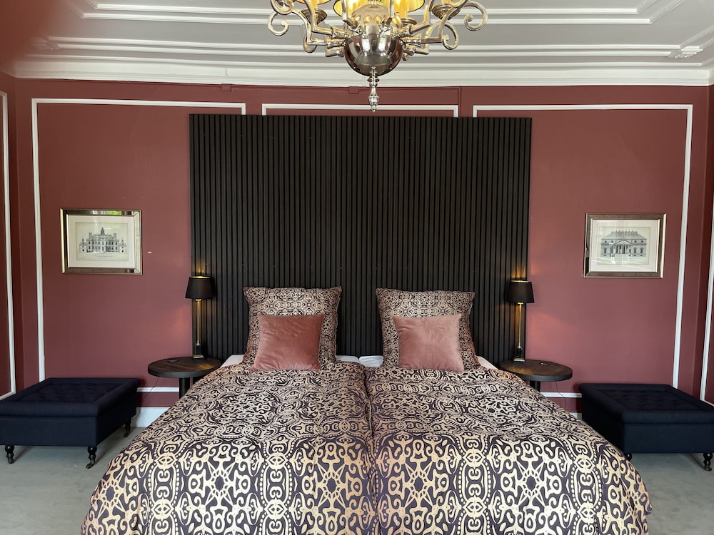 Deluxe Suite photo 1