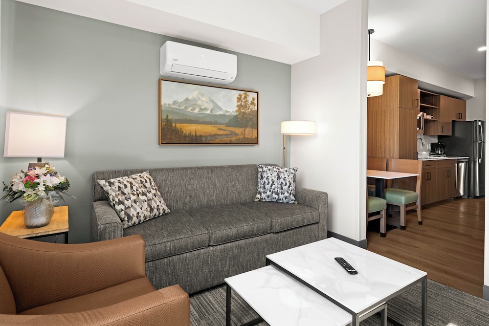 Family Suite, Multiple Beds, Kitchenette, Ground Floor photo 2