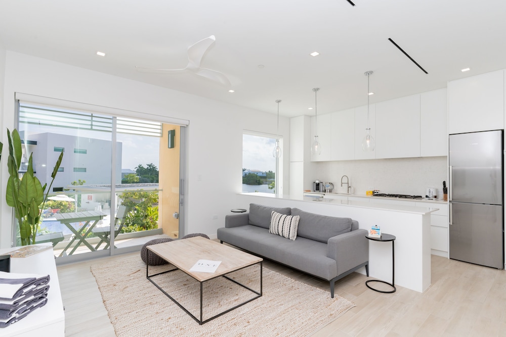 Condo, 1 Bedroom, Pool View