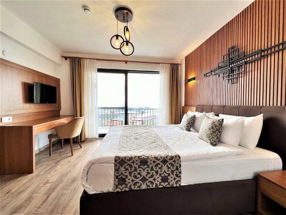 Luxury Double or Twin Room, Multiple Bedrooms, Sea View