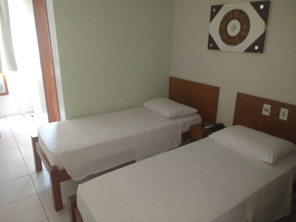 Standard Triple Room, 3 Twin Beds photo 1