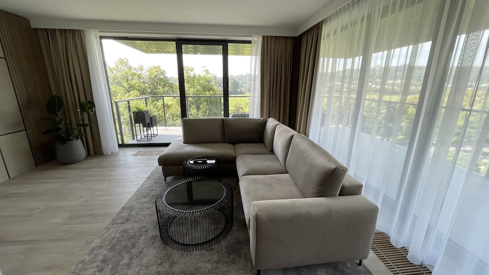 Premium Suite, 1 Bedroom, Terrace - Photo 13