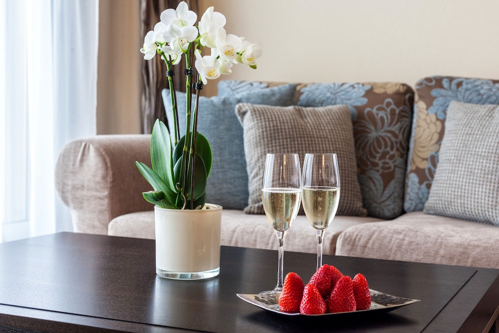 Suite, Garden View - Photo 4