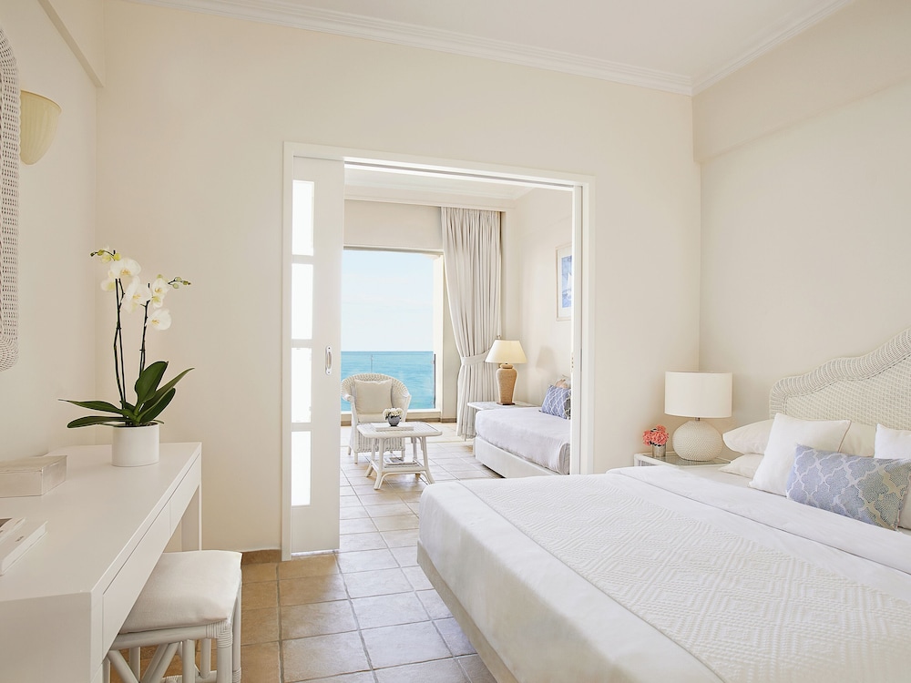 Family Room, Sea View