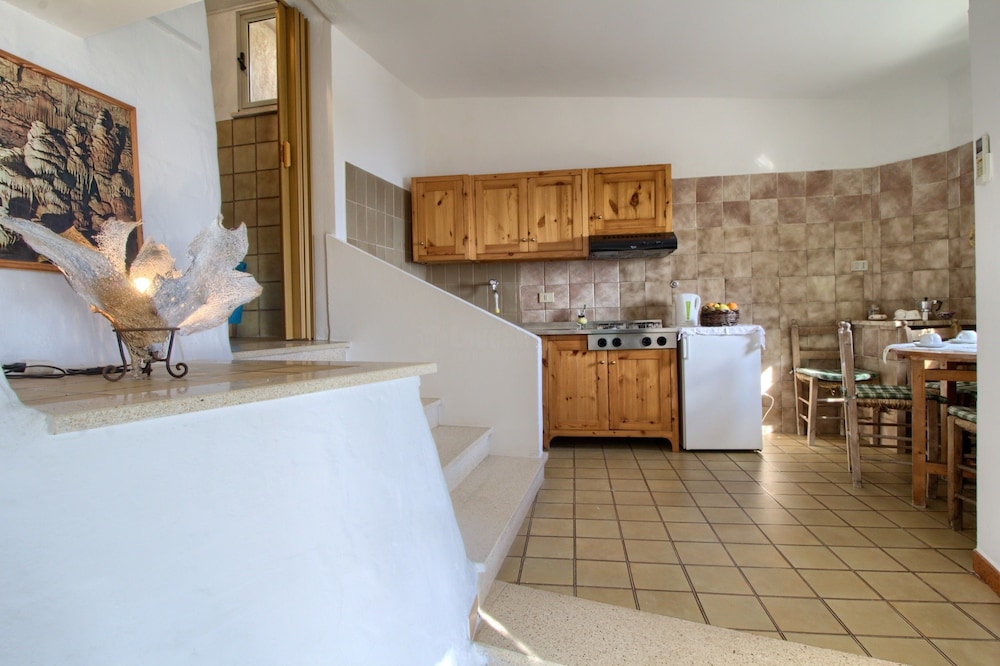 Apartment (2 Bedrooms) photo 2