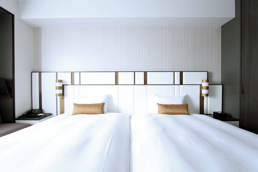 Superior Twin Room with Sofa Bed, Non Smoking