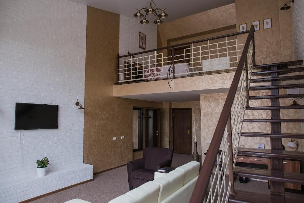 Luxury Suite photo 1
