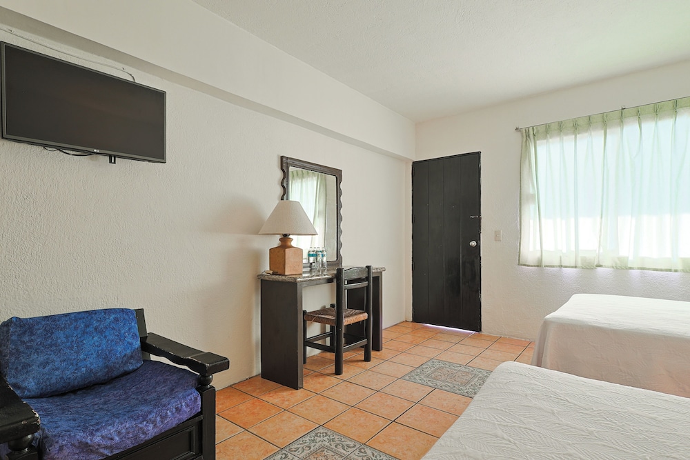 Standard Room - Photo 5