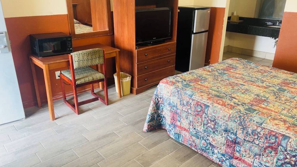 Room, 1 Queen Bed, Non Smoking