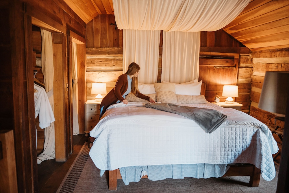 Deluxe Cottage, 1 King Bed photo 2