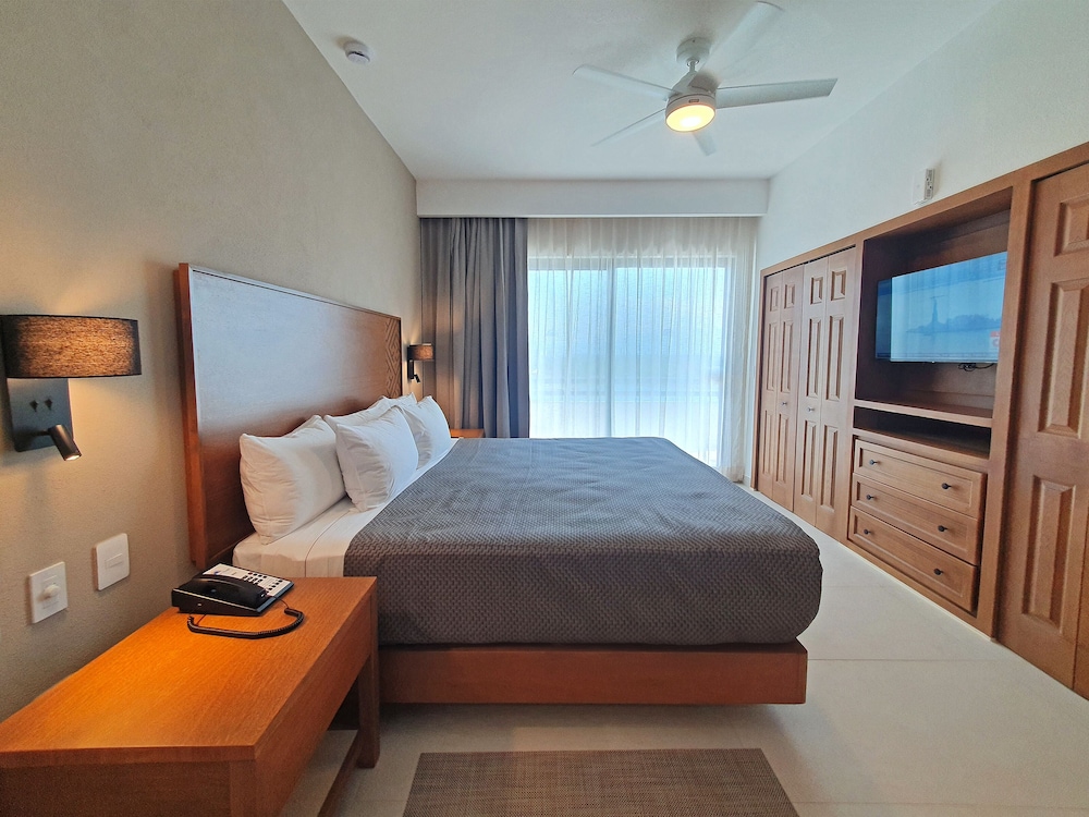2 Bedroom Superior Suite Coba photo 2