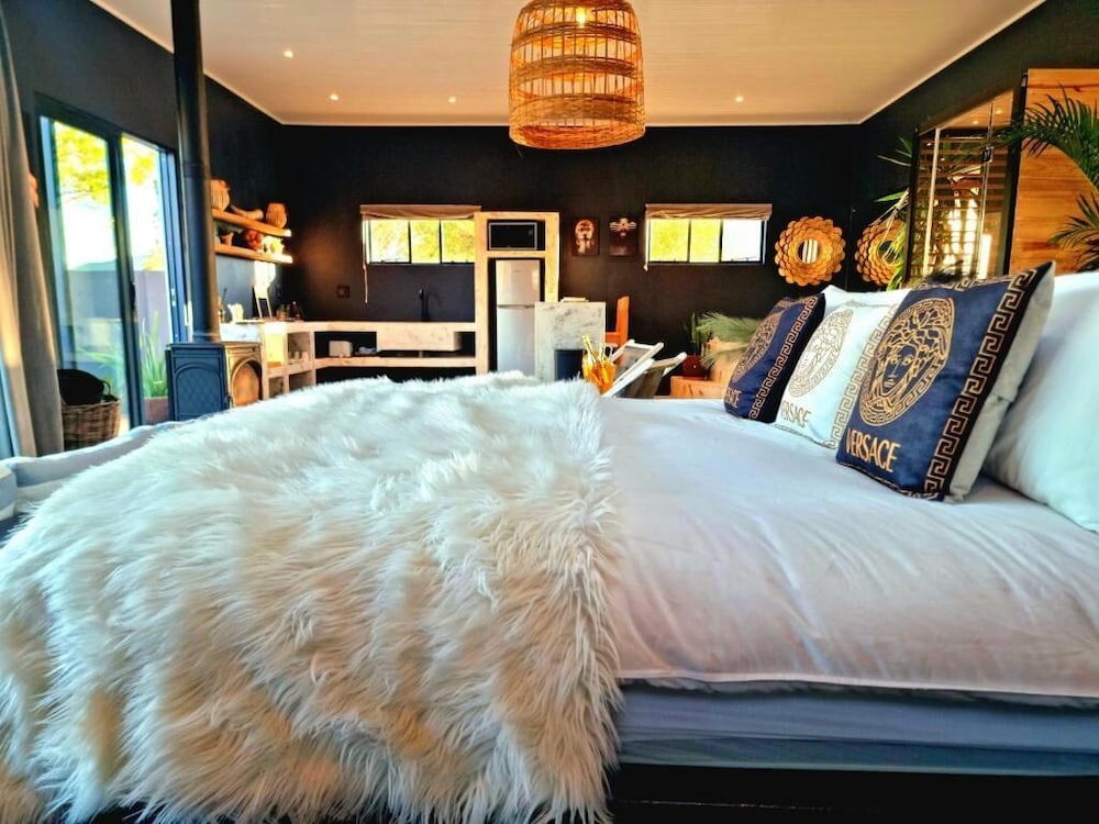 Standard House photo 2