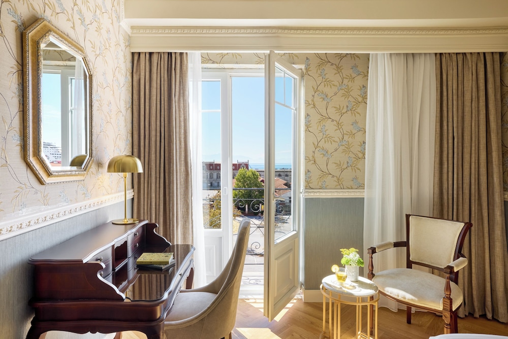 Sea View Deluxe Twin