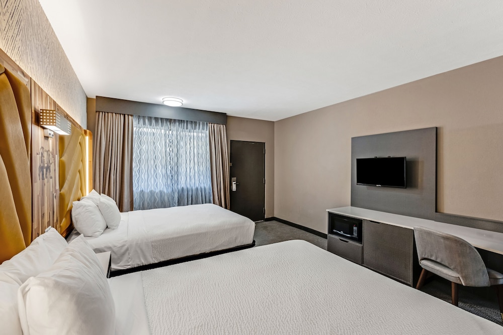 Deluxe Room, 2 Queen Beds, Non Smoking - Photo 5