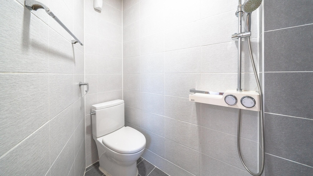 Basic Room, 2 Bedrooms (orange 2) - Photo 7