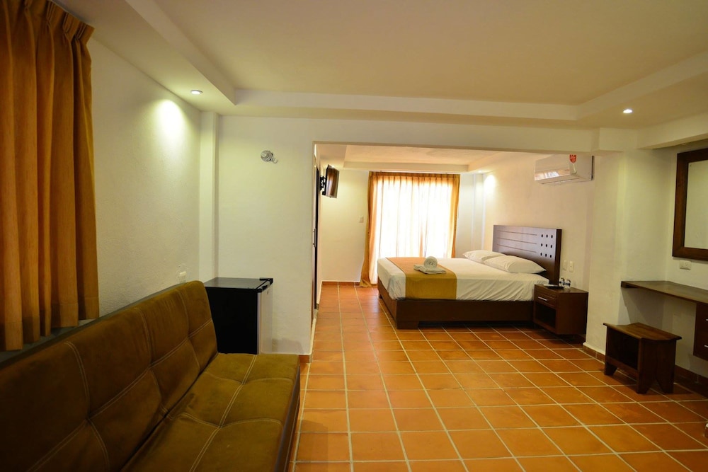 Deluxe Studio Suite, Sea View photo 3