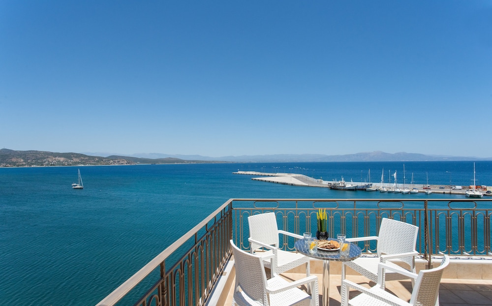 Classic Double Room, Sea View - Photo 16