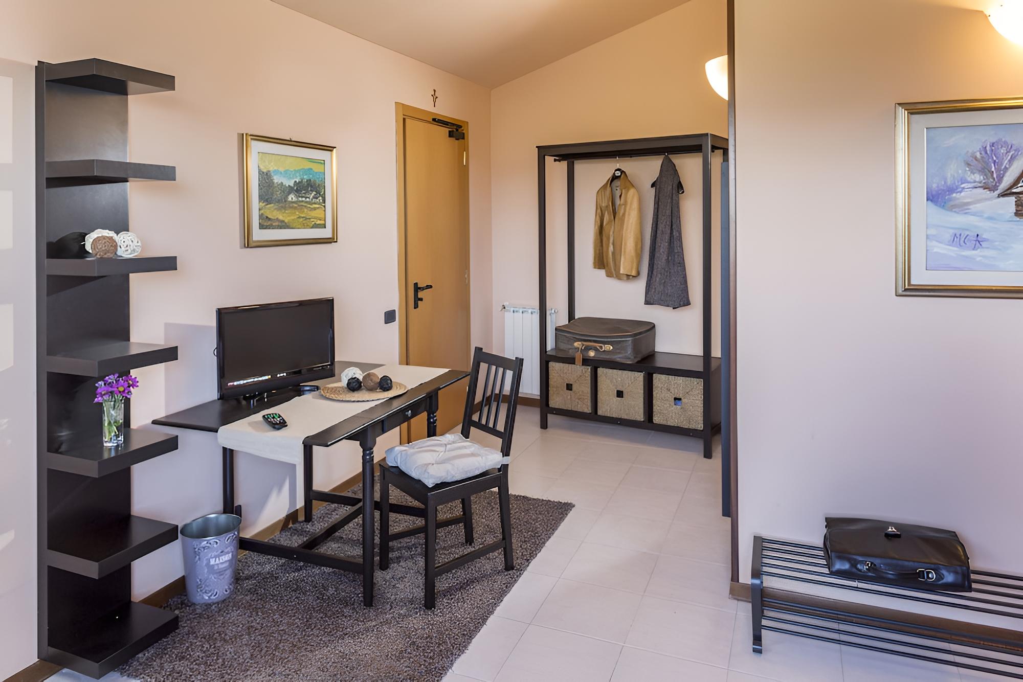 Superior Double Room, Balcony, Hill View photo 2