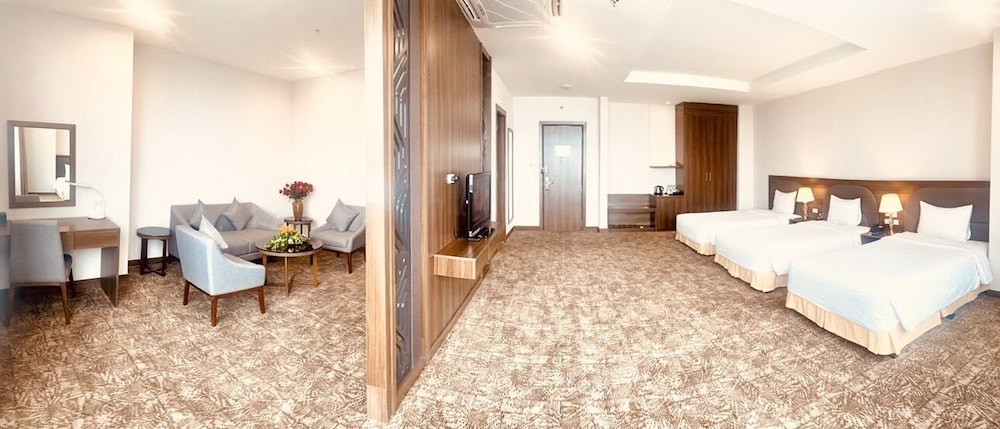 Deluxe Triple Room