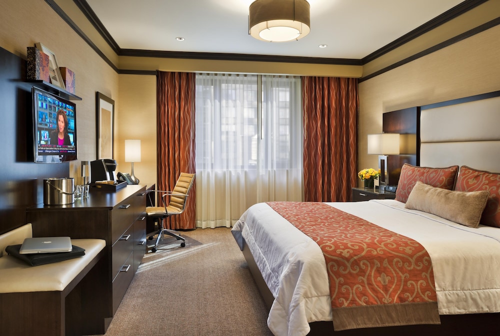 Deluxe Room, 1 King Bed
