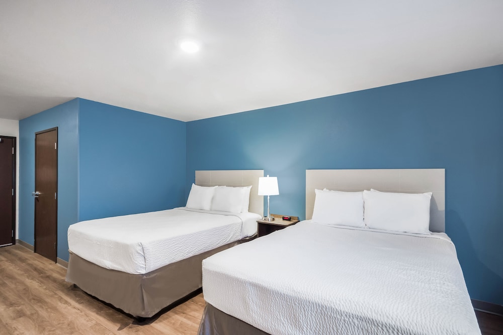 Suite, 2 Queen Beds, Accessible, Non Smoking photo 3