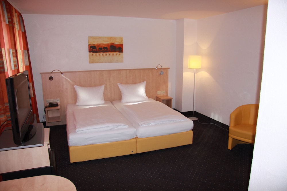 Comfort Double Or Twin Room - Photo 1