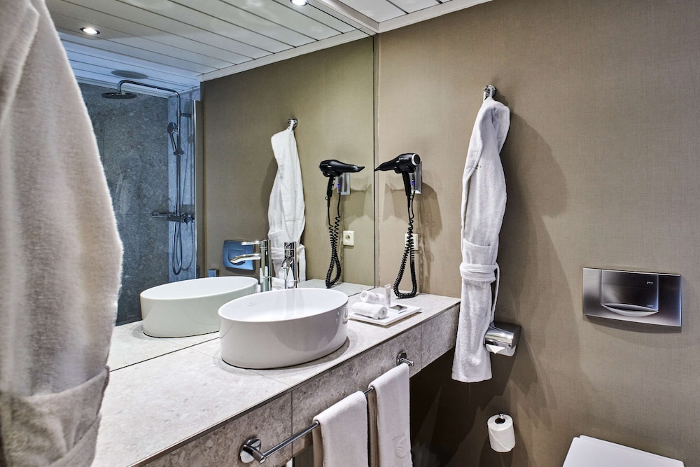 Superior Room, Terrace (Garden, Extra Bed 3 Adults) - Photo 4