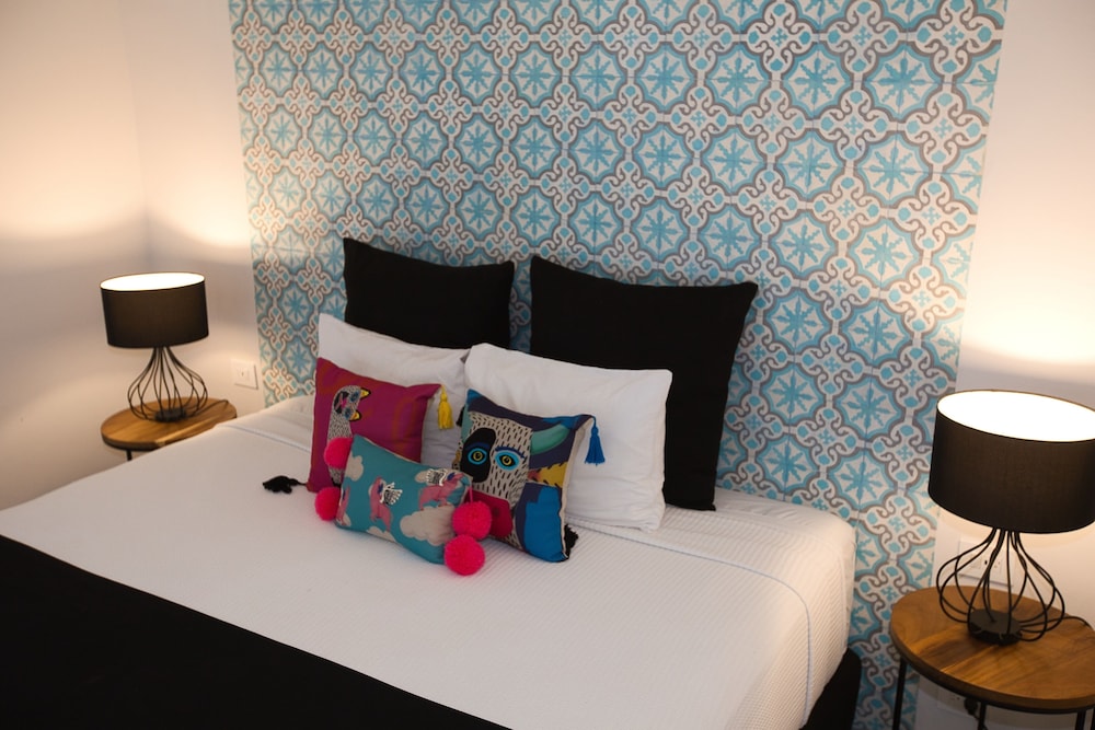 Superior Room, 1 King Bed, Garden View photo 1