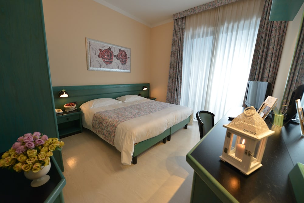 Triple Room photo 2
