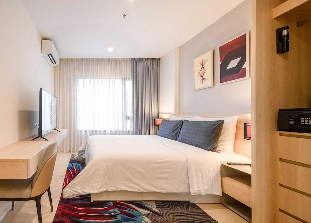 Studio, 1 Bedroom (Urban)
