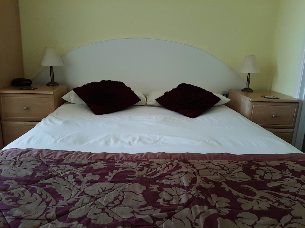 Room 4, Double, 1st Floor