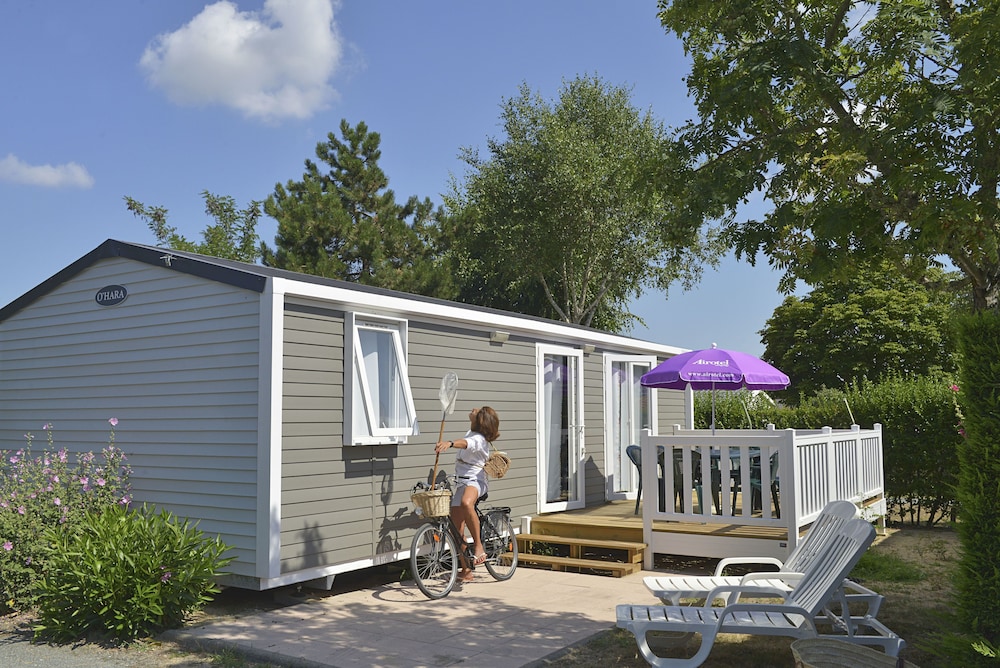 Comfort Cottage, 3 Bedrooms, Non Smoking, Terrace photo 3