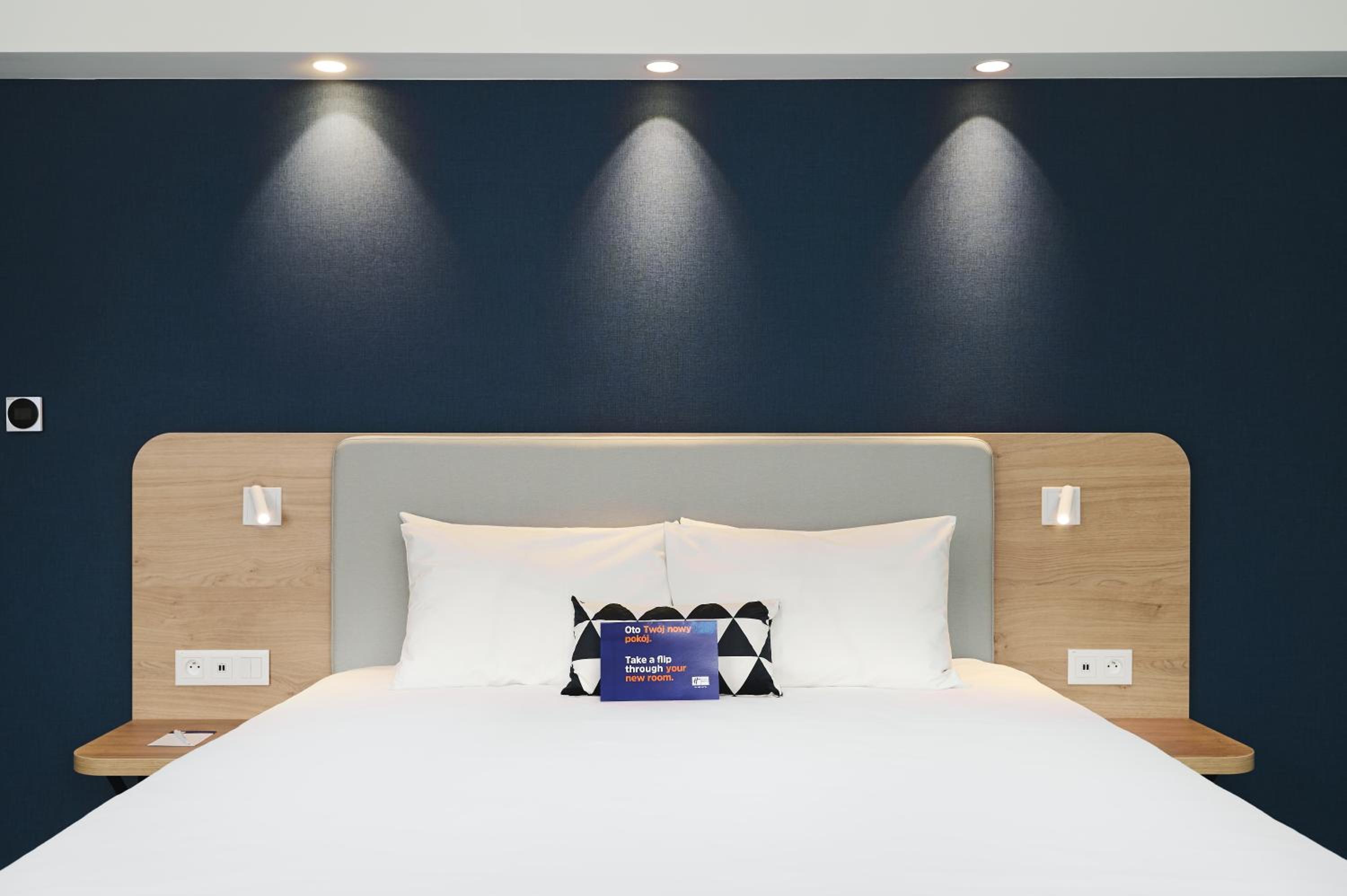 One-Bedroom Suite with Sofa Bed
