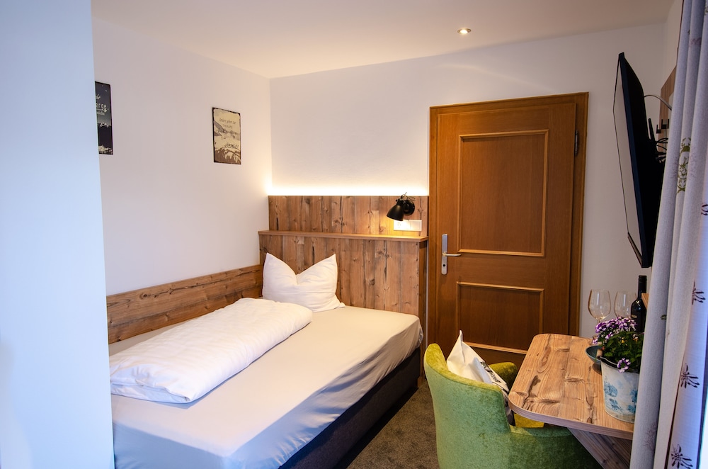 Standard Single Room photo 1