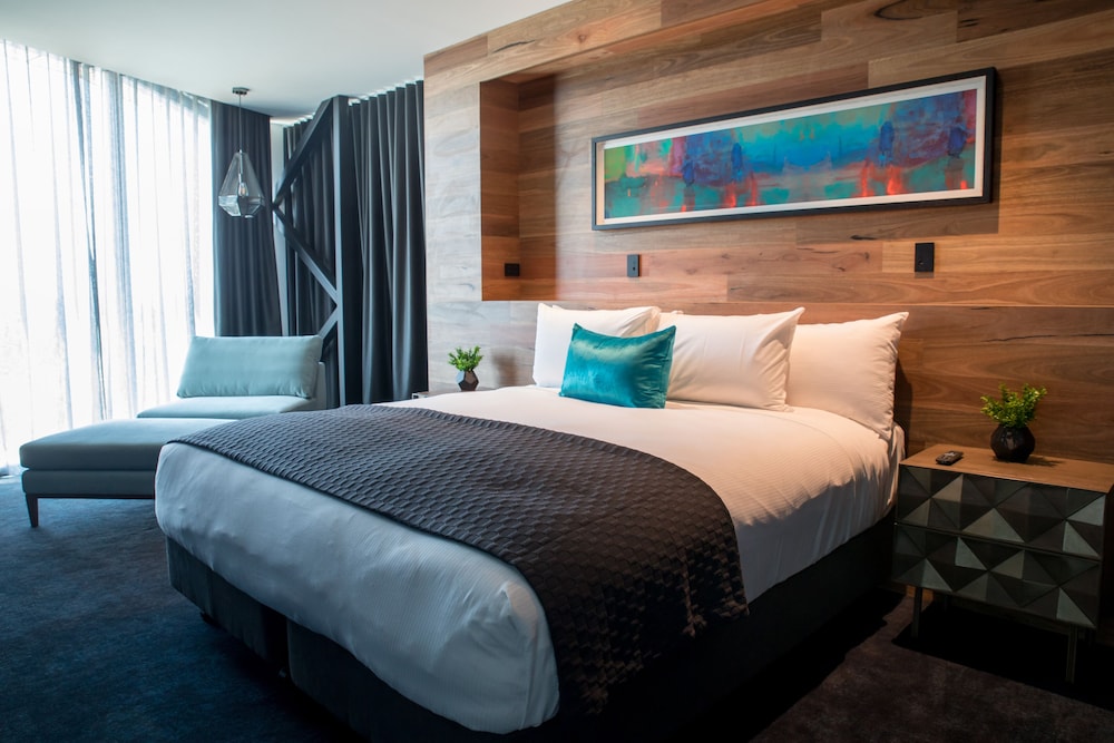 Available room