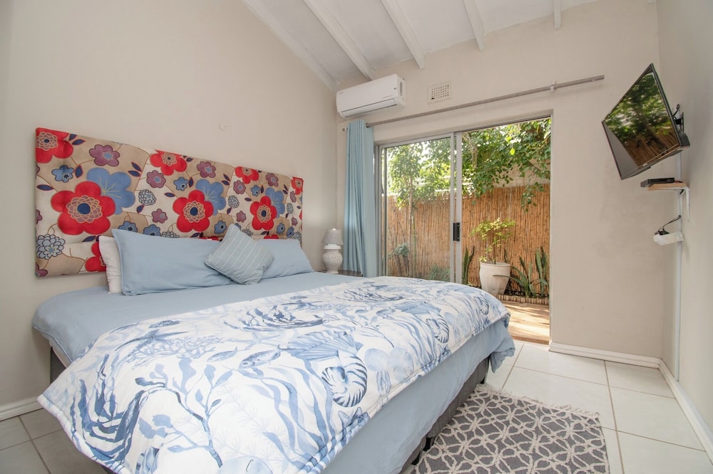Standard Room photo 1