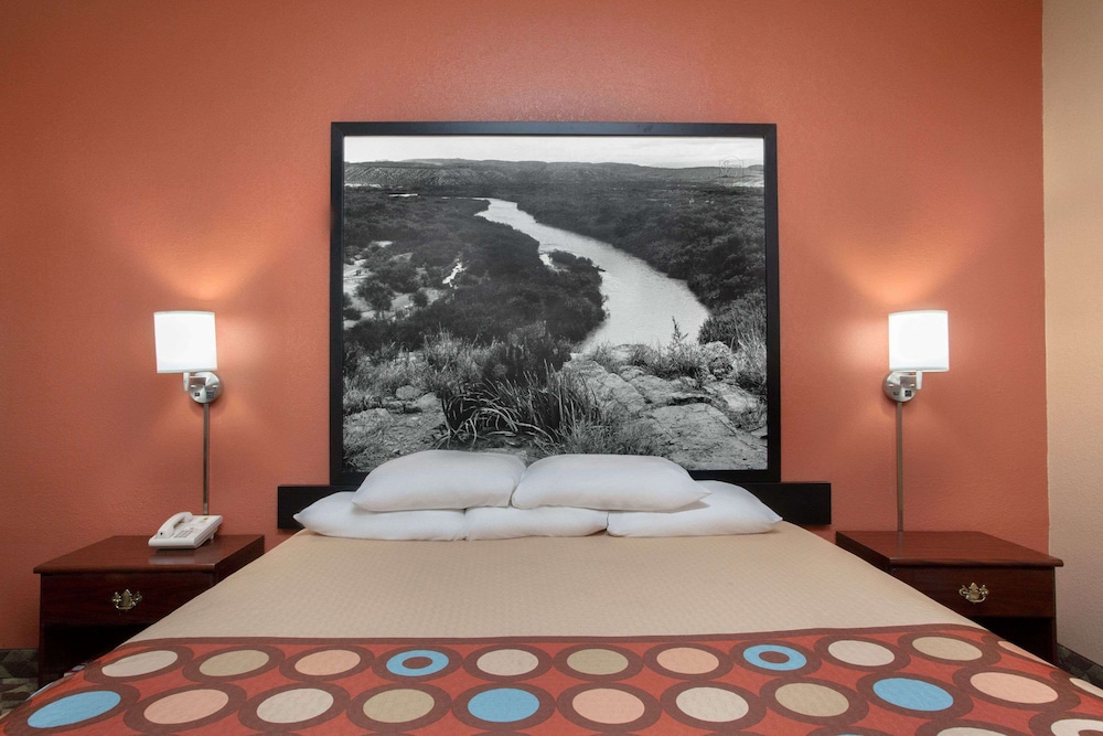 Upgraded, Standard Room, 1 King Bed
