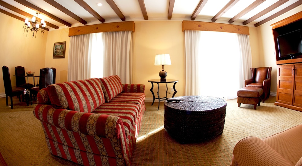 Executive Suite, 1 Bedroom, Balcony, River View