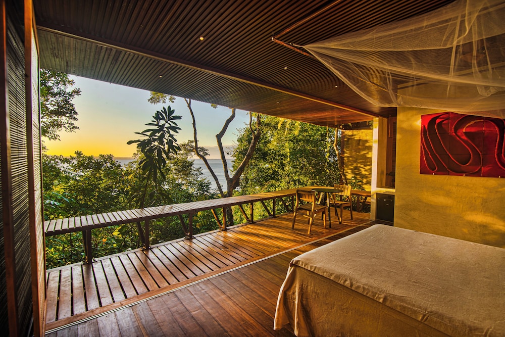 Superior Bungalow, Partial Sea View photo 1