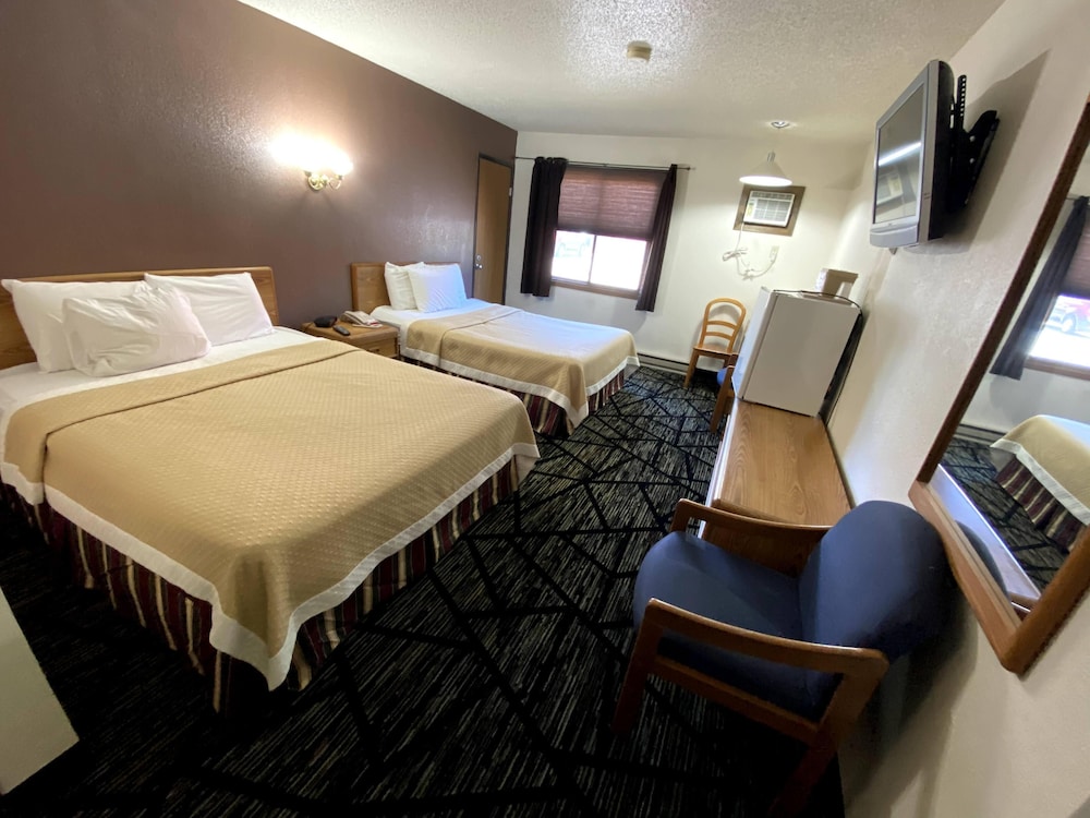 Standard Room, 2 Queen Beds photo 3