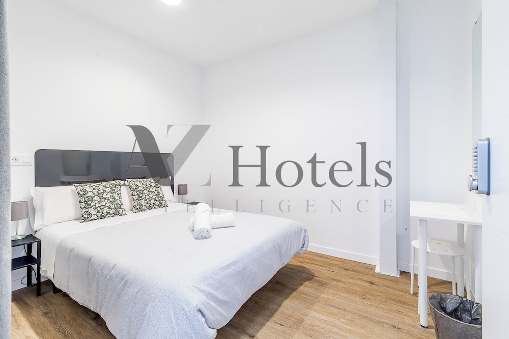 Economy Double Room, Non Smoking, Shared Bathroom
