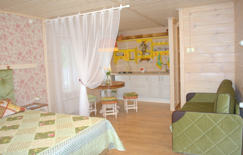 Family Studio Suite photo 3